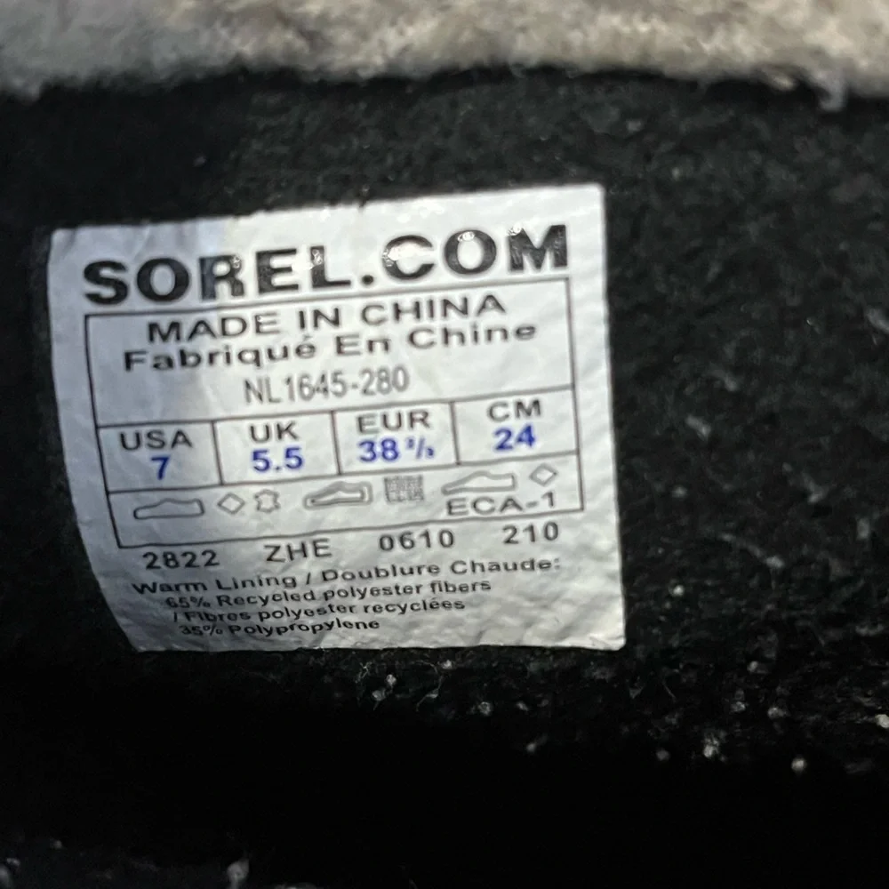 Sorel Cariboo Tan Leather Winter Boots - Picture 7 of 9